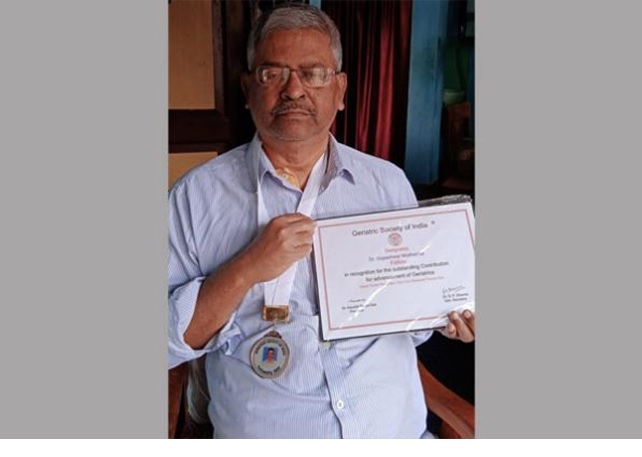 Geriatric Society of India awards a fellowship to Dr. Gopeshwar Mukherjee
