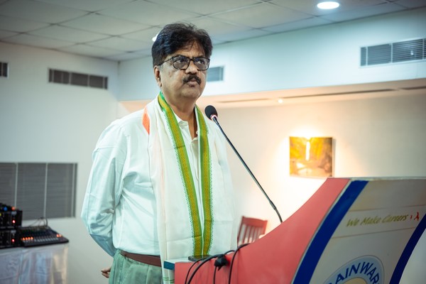 Dr. Ranjan Kumar Srivastava discusses at a session on 'Allied Health Science Scope and Prospects'