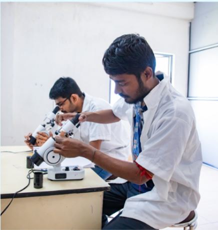 students-useing-microscope