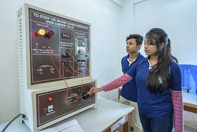 Electrical Engineering students are testing in Control System Lab